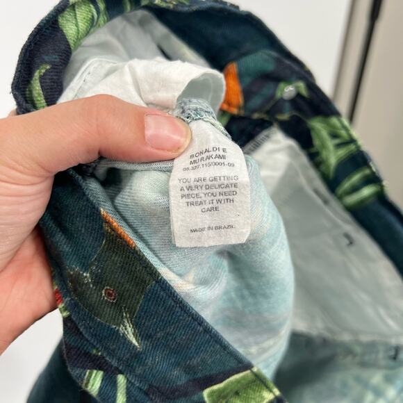 PatBo High Rise Floral Multi-Printed Kick Flare Cropped Jeans Raw Hem - Picture 7 of 8